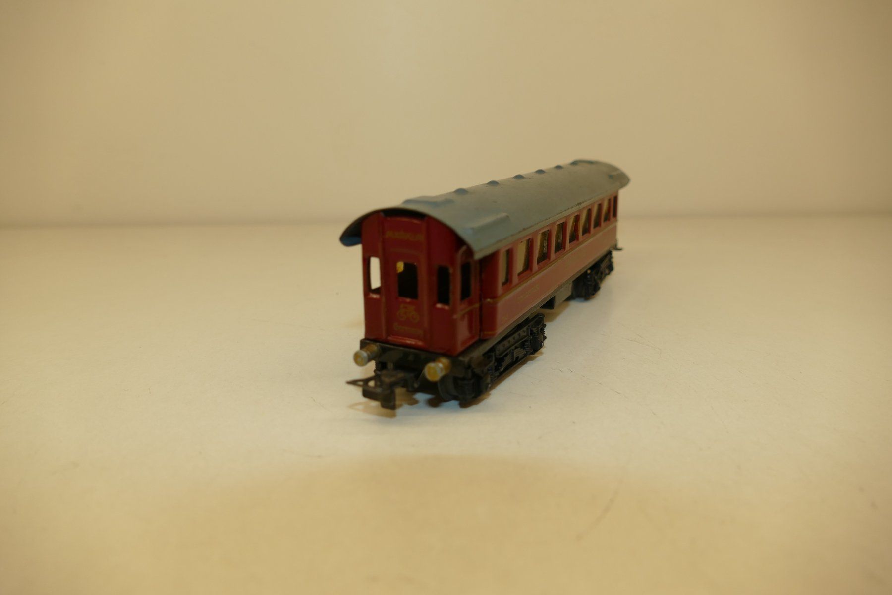 Märklin Trains électriques: Märklin H0: Mitropa Schlafwagen – D'occasion à Niederhasli par rail-duerst 1