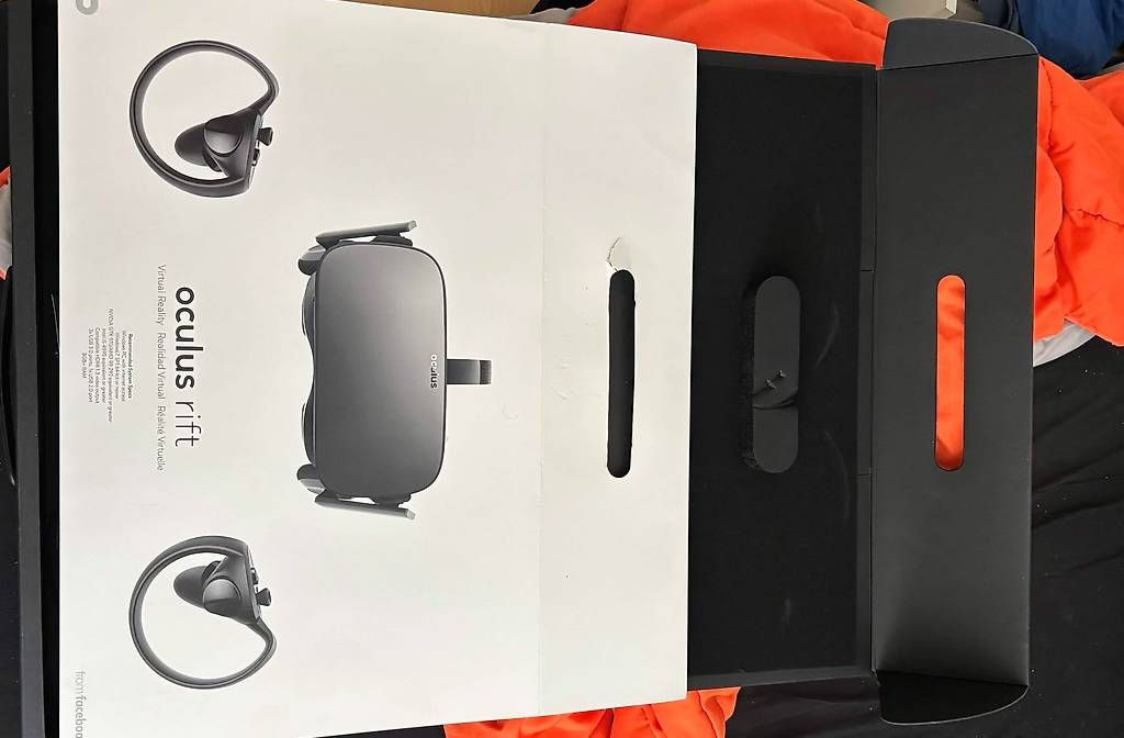 Casque VR: Oculus Rift CV1  – D'occasion à Gossau ZH par osc_dlg5