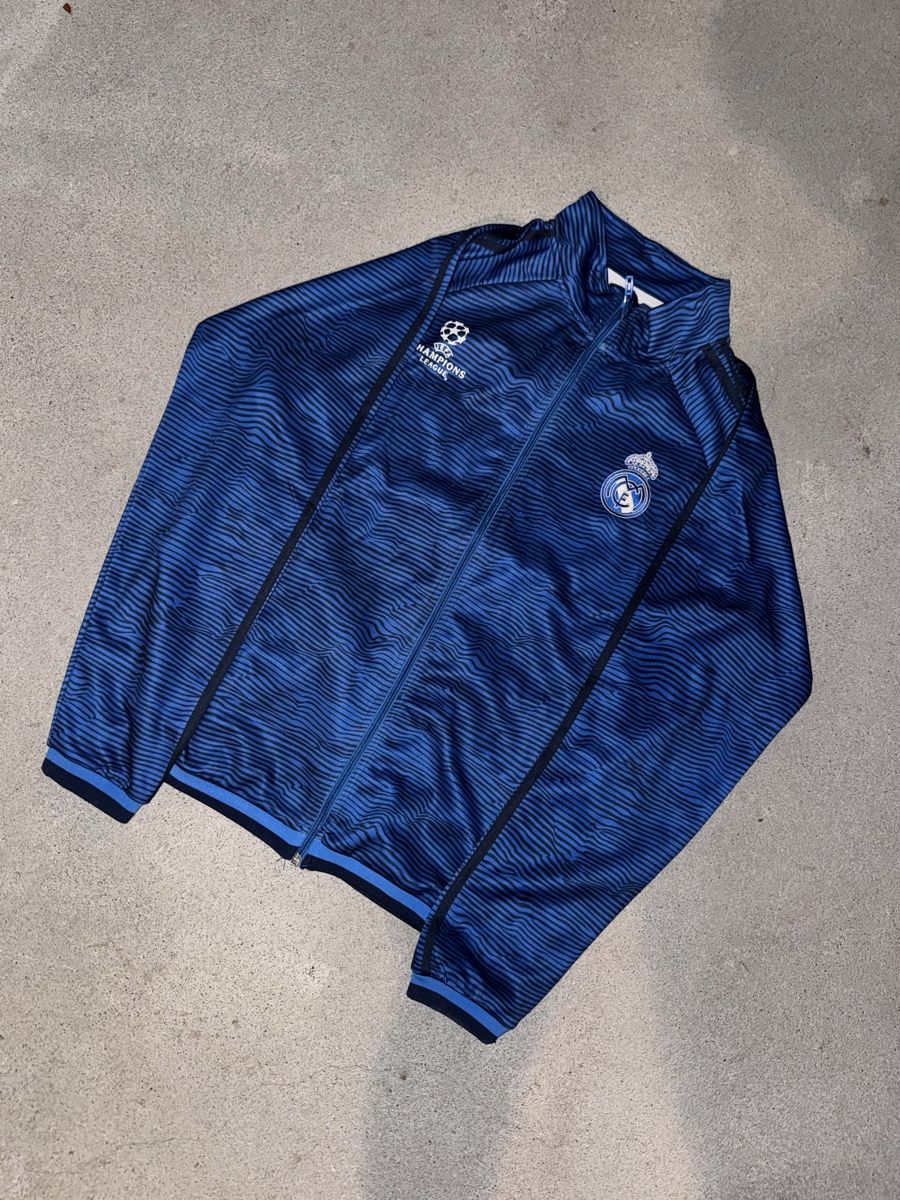 Giacche: vintage adidas real madrid trackjacket blue  – Usato da Oberhofen Thun'see venduto da 61archive 2