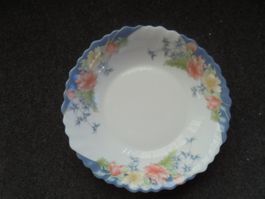 kleine Schale/Schüssel *Arcopal France" mit flora Sujet
