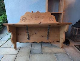 Antikes Wandregal mit Haken oberes Teil wegnehmbar 
