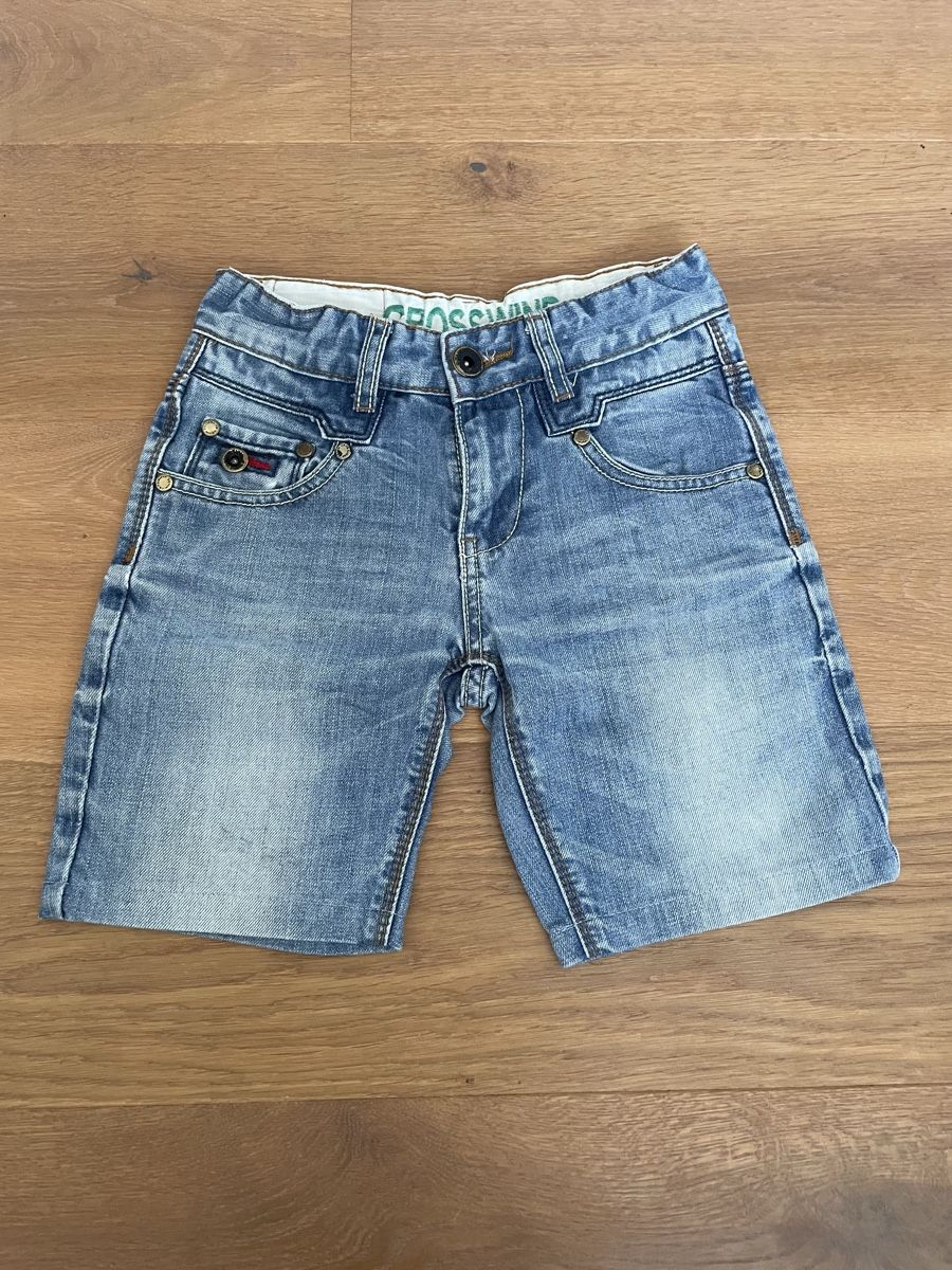 Pantaloni: Shorts / Kurze Hosen – Usato da Aarwangen venduto da erd_ngx8