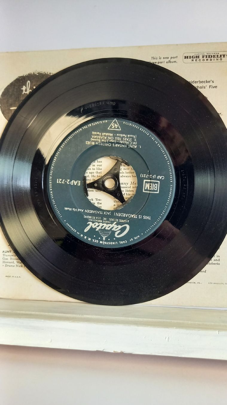 Dischi in vinile: Jack Teagarden Schallplatte - "This is Teagarden!" – Usato da St. Gallen venduto da Bir_Rer 2