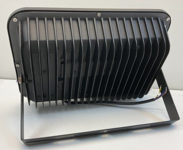 Lampes: 100W LED Strahler IP65 – Neuf avec emballage d'origine à Uerkheim par Kaufoption 2