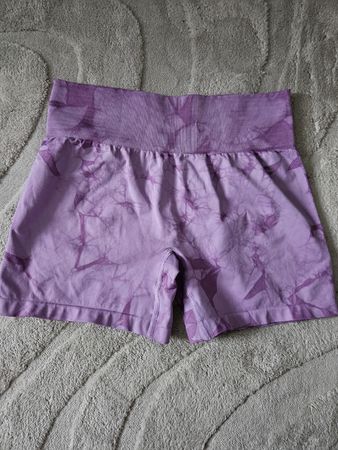 ICIW shorts/ Gr M