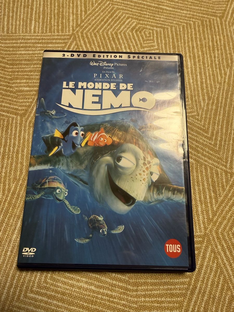 Tutti i DVDs: Disney: Le Monde de Nemo (2 DVds) – Usato da Troinex venduto da grigri2020