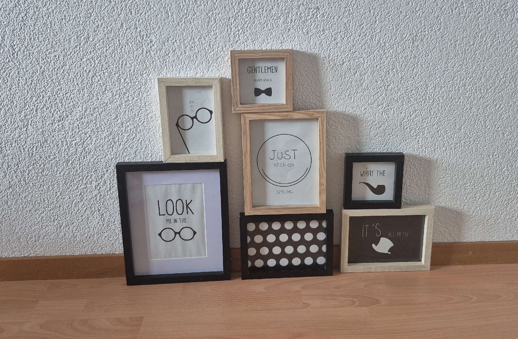 Cornici: Bilderrahmen Set mit lustigen Motiven, – Usato da oensingen venduto da avalon013
