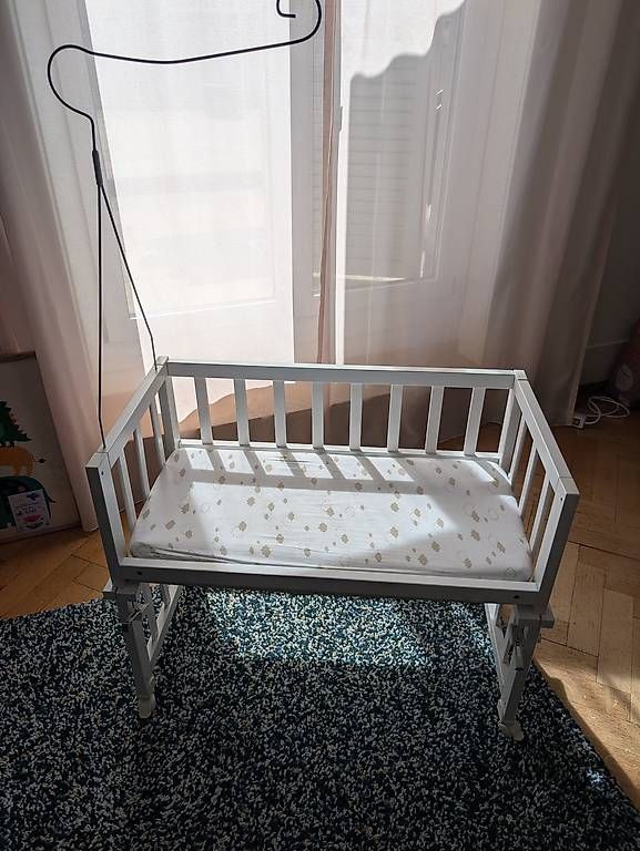 Letti: Lit cododo bébé -- Beistellbett Baby  – Usato da Fribourg venduto da valofmusic