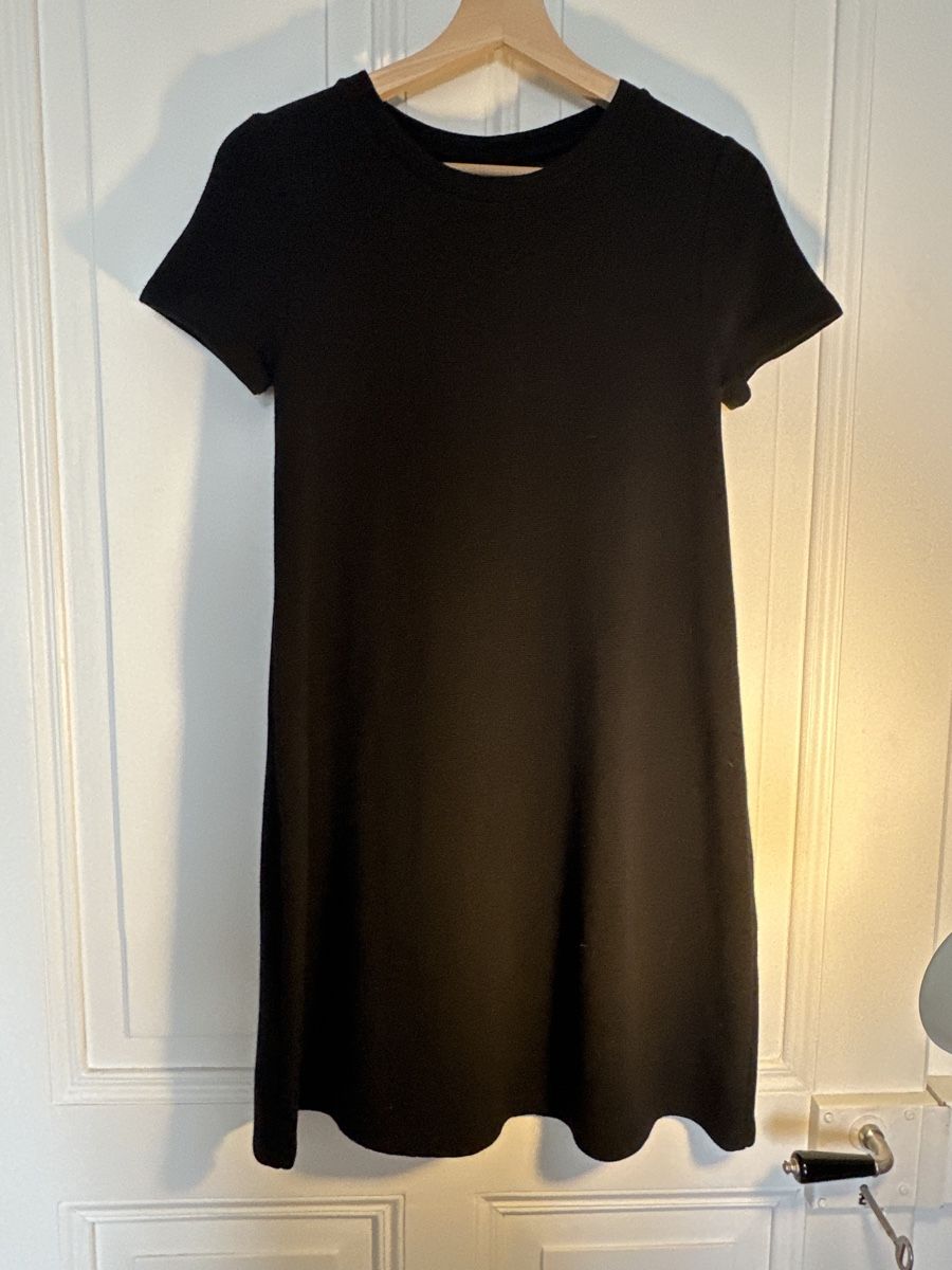 Robes: Schwarzes Jersey Kleid, S – D'occasion à Bern par Ibizaflow
