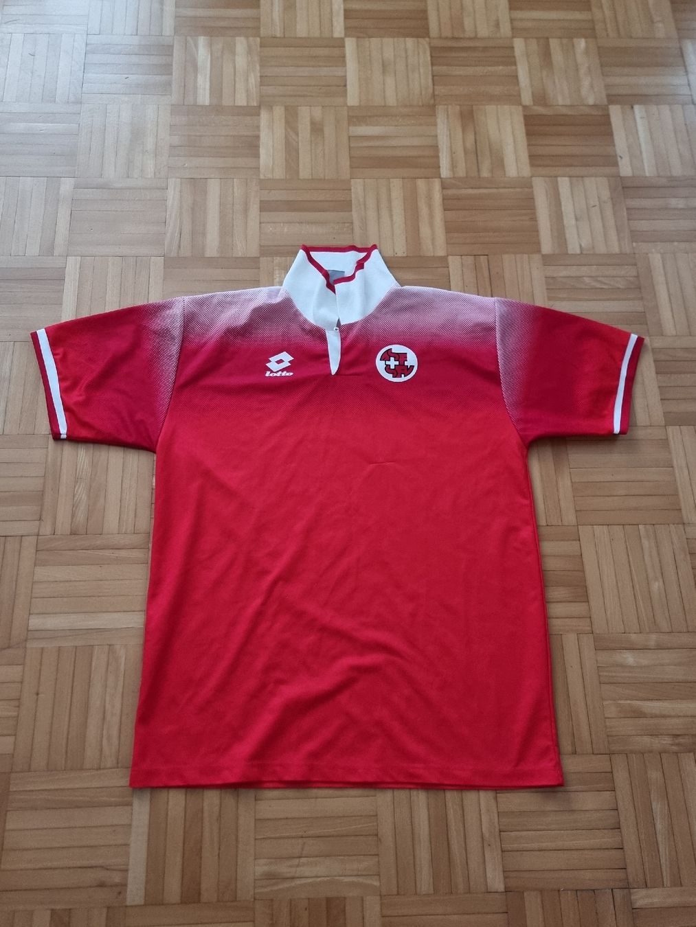 Schweizer Nati Canottiere & Pantaloni: Schweiz WM 1994 Heimtrikot – Usato da Suhr venduto da SariLacivert1907