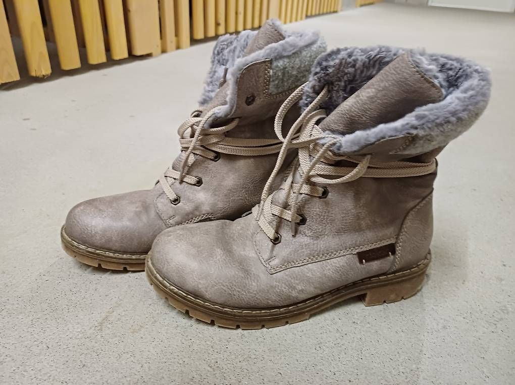 Rieker Chaussures femmes: Winterstiefeletten Rieker – D'occasion à Zürich par jjud