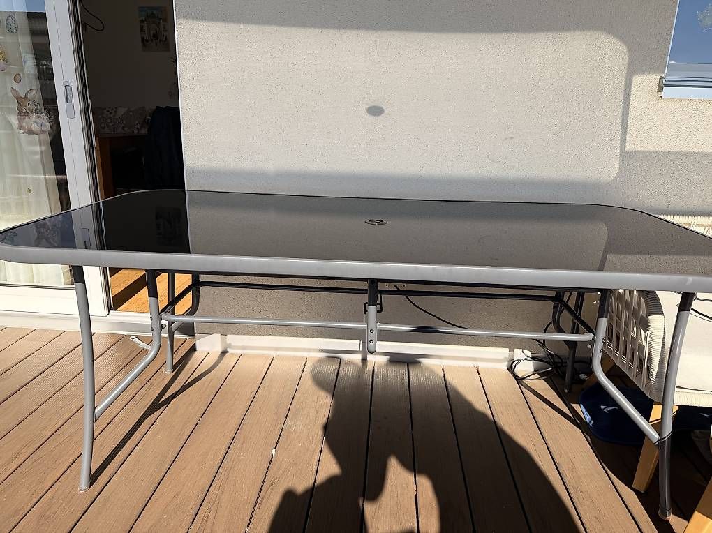 Tables: Gartentisch  – D'occasion à Hochdorf par Veronica89 1