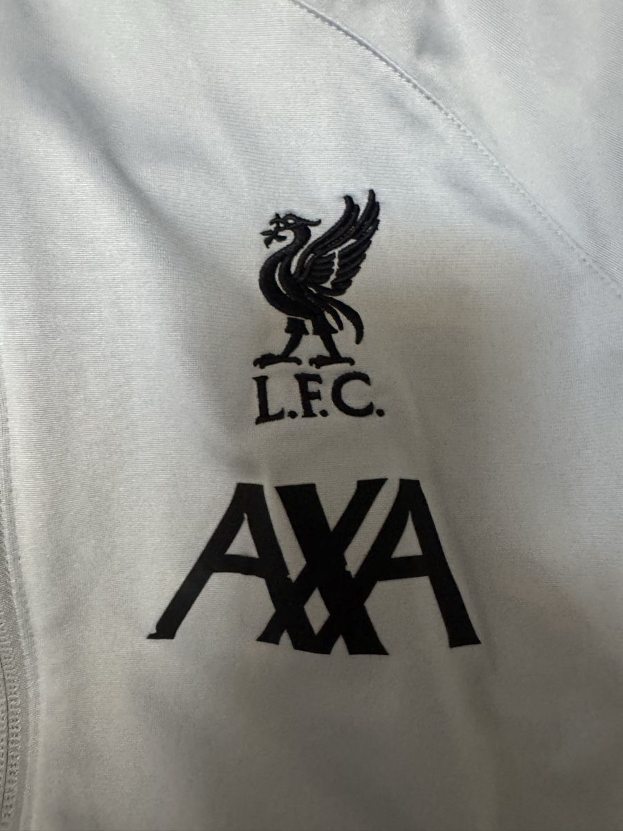 Giacche: Nike LFC Trainingsjacke Grau Slim Fit M – Usato da Hergiswil NW venduto da wert721 1