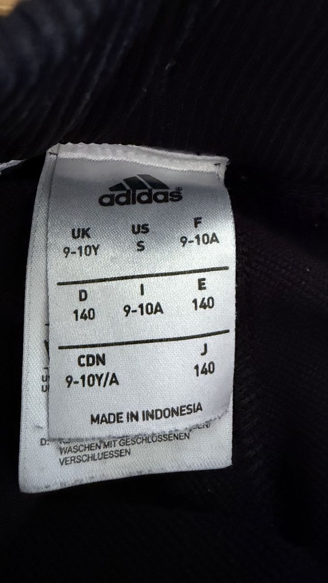 Adidas Pantaloni: Adidas Trainerhose, 2 Stück, Gr. 140 – Usato da Hölstein venduto da Maramo 2