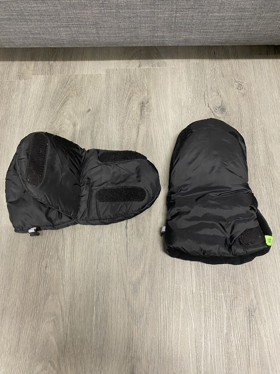 Handschuhe & Handstulpen: BabyNest Winter Kinderwagenhandschuhe Schwarz, Grösse M – Gebraucht aus Zürich von f_c_barcelona 2