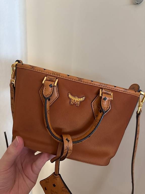 Mcm Sacs femmes: Orginal MCM Handtasche – D'occasion à Pfäffikon/SZ par PATROL-23