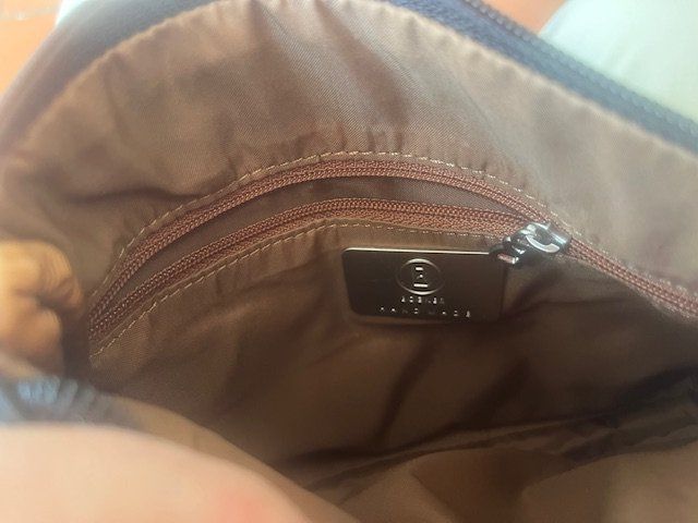 Bogner Borse da donna: 2 Bogner Umhängetschen – Usato da Romanshorn venduto da Knut4 2