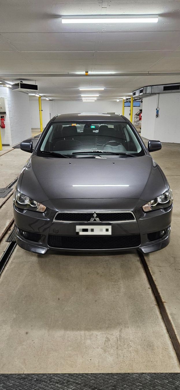 Mitsubishi Automobili: Mitsubishi Lancer 1.8 (Sedan) – Usato da Zürich venduto da Jesch 2