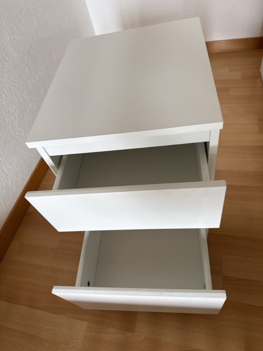 Ikea Nachttische: Nachttisch  – Gebraucht aus Olten von allesmussweg67 1