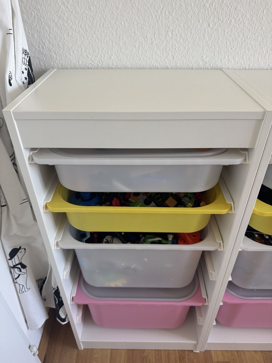 Regale: 2x IKEA TROFAST Regalrahmen mit Boxen – Gebraucht aus Zug von nat_d9tl 2