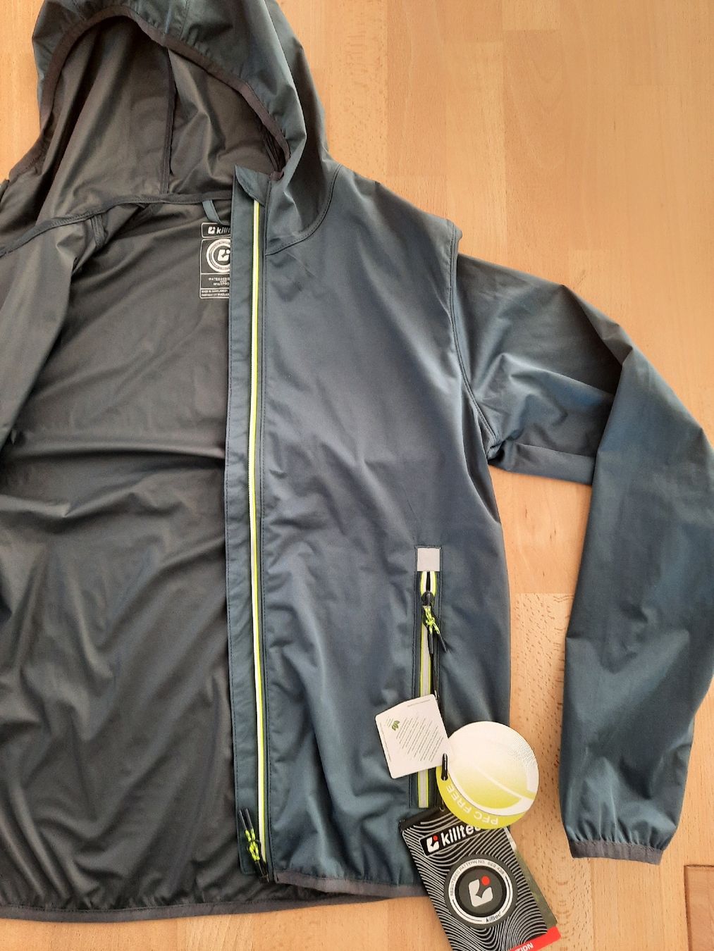 Killtec Giacche: leichte Killtec Regenjacke mit Softshell blau Grösse 164 neu – Nuovo (secondo la descrizione) da Jonschwil venduto da sonja8472 1