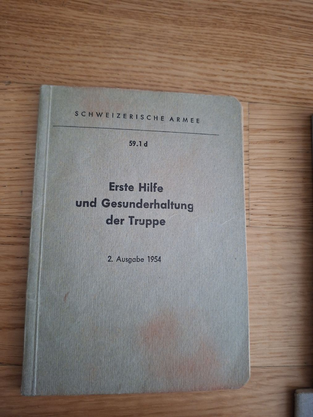 Libri: 4 Handbücher Schweizer Armee – Usato da Basel venduto da Lovintage 1
