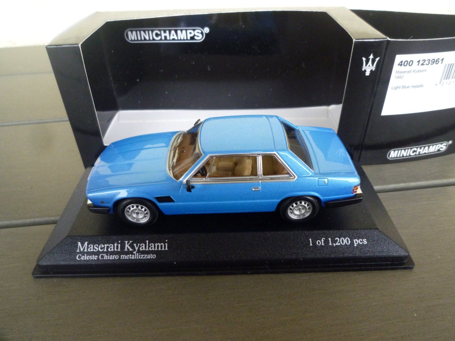 Minichamps Modellini d'auto: Maserati Kyalami (1982) – Nuovo e nell'imballaggio originale da Flawil venduto da Imperiosud 1