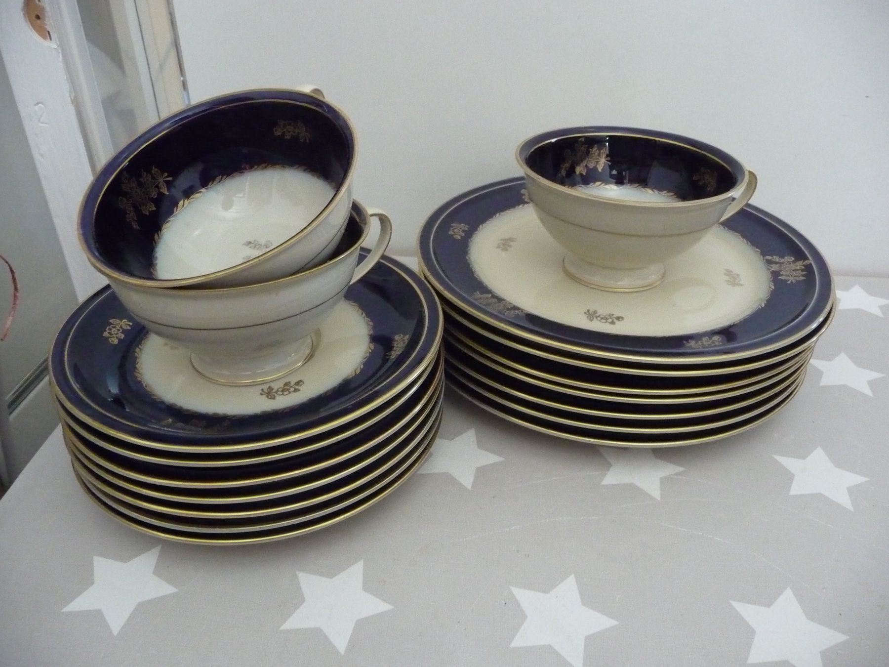 Rosenthal Services de table: Rosenthal Winifred Geschirr – D'occasion à Rafz par Powacaddy