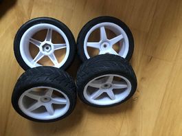 Roues complètes pour 1/10 rallye ou e-revo VXL 1/16
