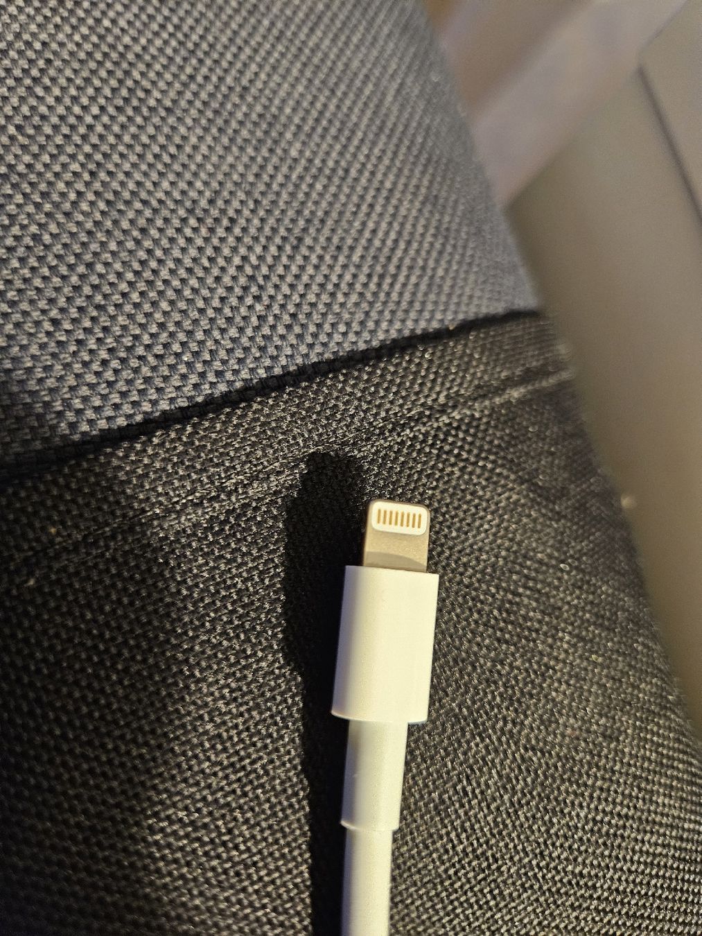 Apple Laufwerke & Adapter: Apple Lightning Digital AV HDMI Adapter  – Gebraucht aus Rotkreuz von domiloo 1