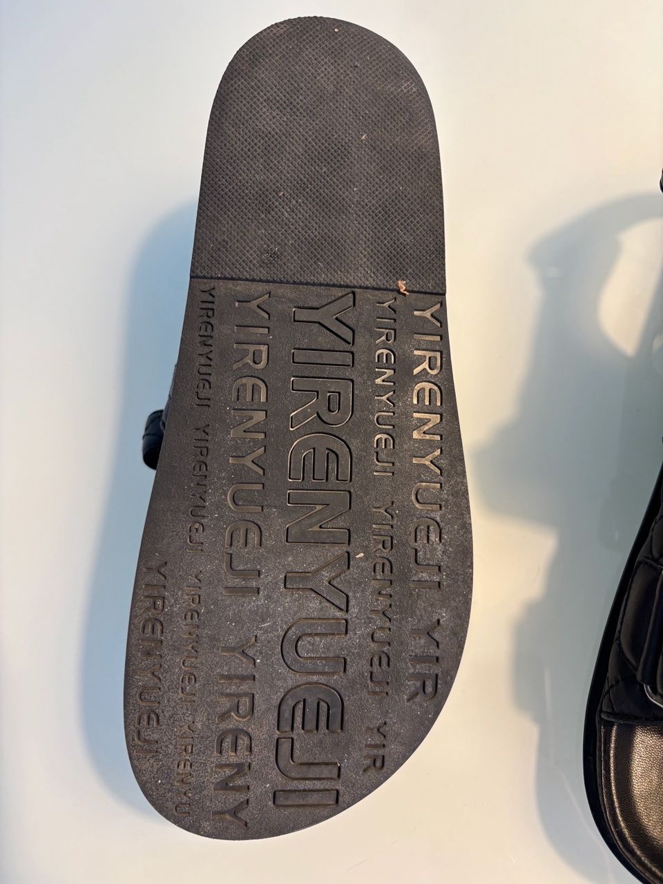 Scarpe da donna: Sandalen – Usato da Eglisau venduto da SAM240186 2