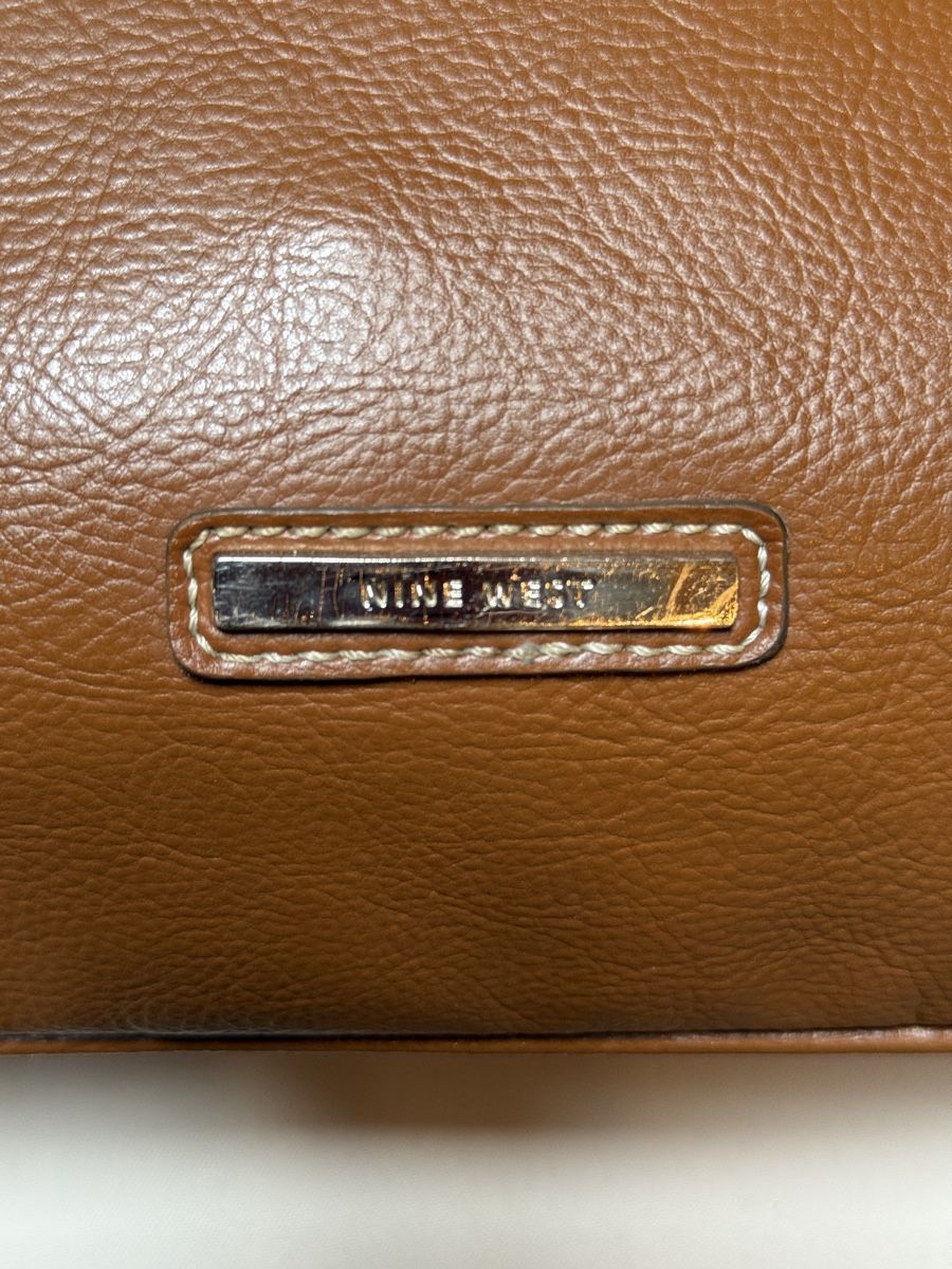 Sacs femmes: Nine West Elegant Brown Shoulder Bag – Neuf (Voir description) à Commugny par semamonfrinoli 1