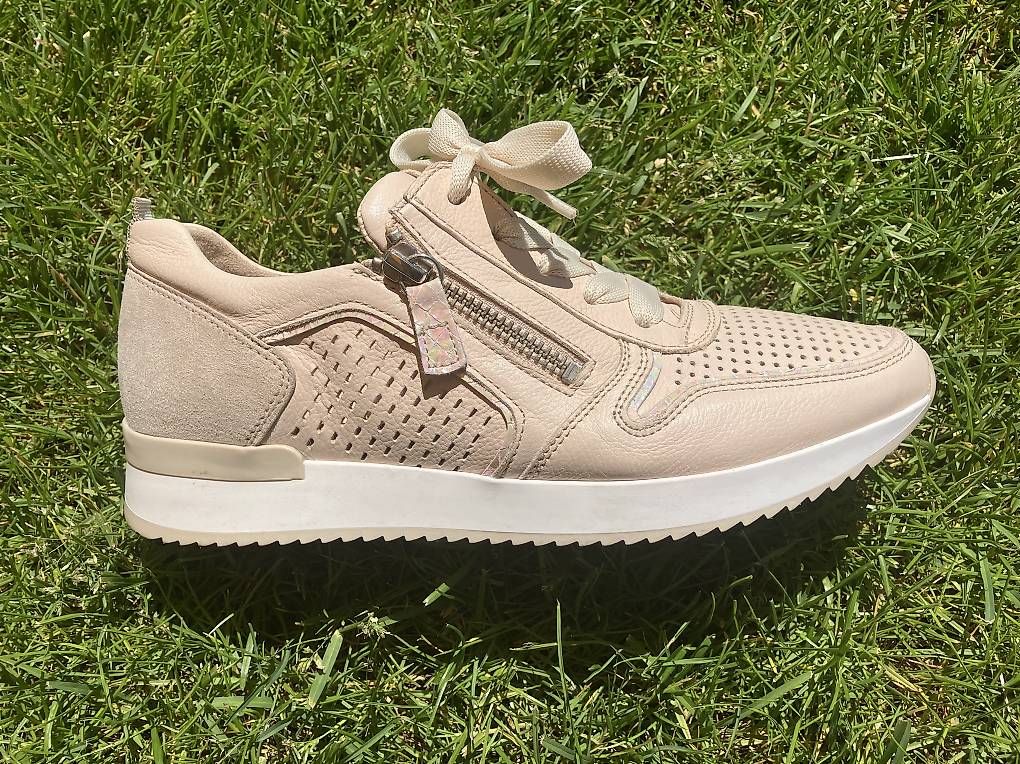 Scarpe da donna: Gabor Sneaker nude Gr. 4.5 /37.5 – Usato da Lyss venduto da stubenwagen