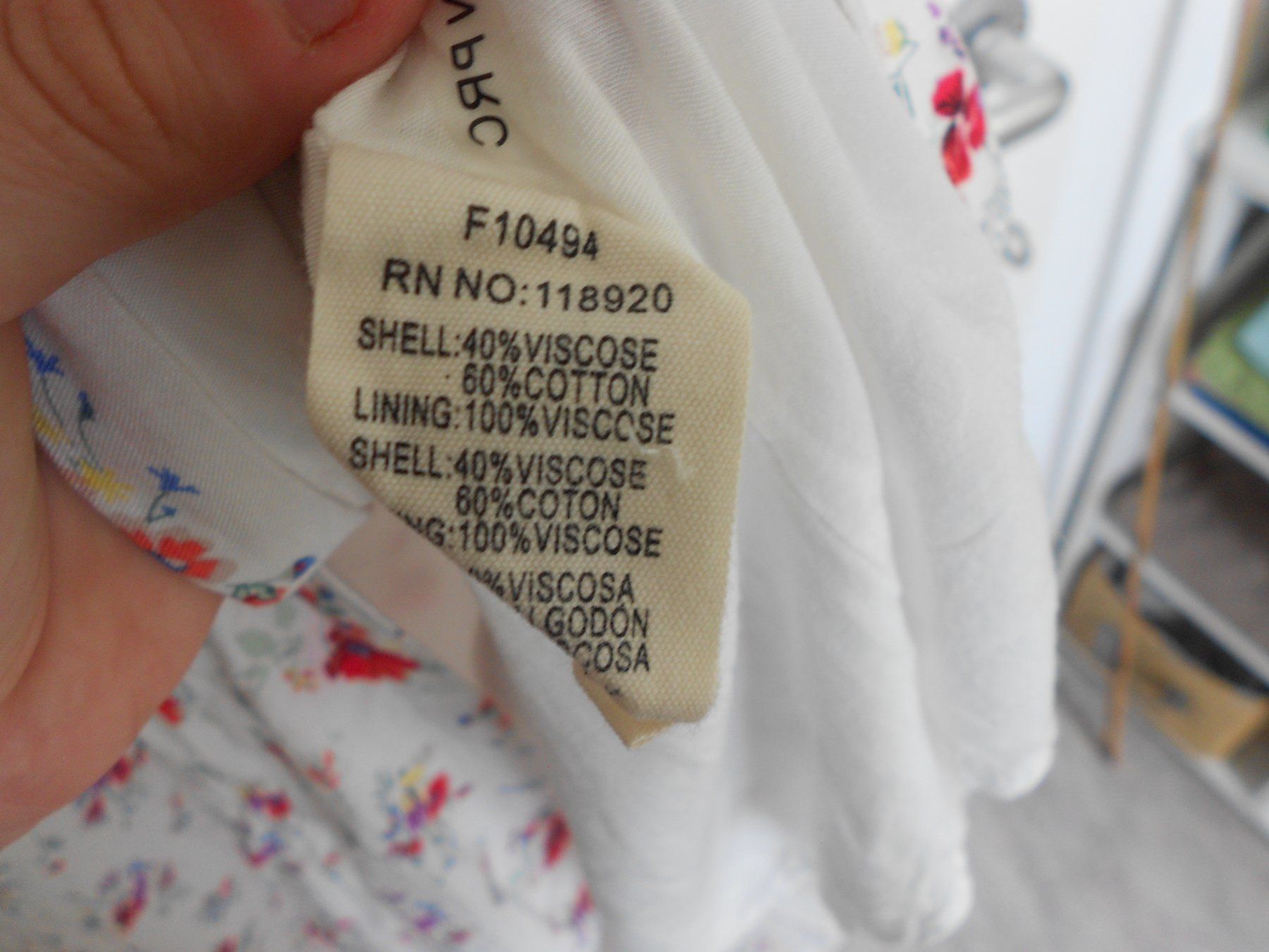 Vestiti: Langes Blumen Sommer Kleid mit Ärmel (Baumwolle, Gr. L) – Nuovo (secondo la descrizione) da Zollikofen venduto da Flavabana 8