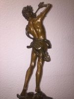 Skulptur Junge Flötenspieler Höhe:56cm