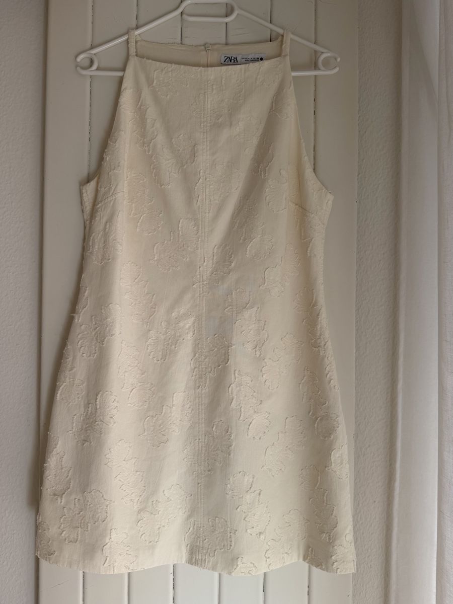 Zara Kleider: Zara Kleid – Neu (gemäss Beschreibung) aus Dietikon von and_nw92