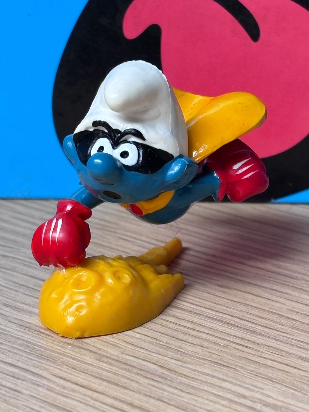 Schleich Statuette: Superheld-Schlumpf – Usato da Lyss venduto da Duckszone