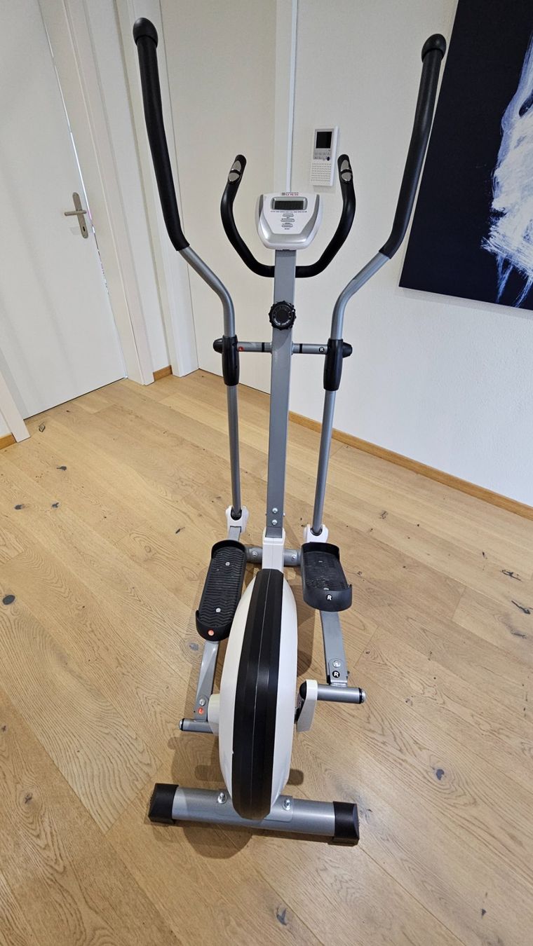 Hometrainer: Crosstrainer CT 400 – Usato da Emmetten venduto da frank.beetz 4