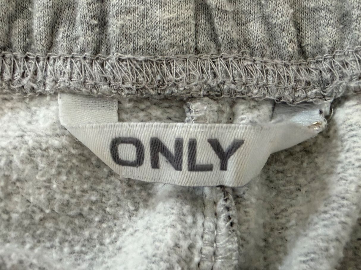 Only Hosen: Jogginghose Grösse M – Gebraucht aus Rupperswil von Nila_7 2