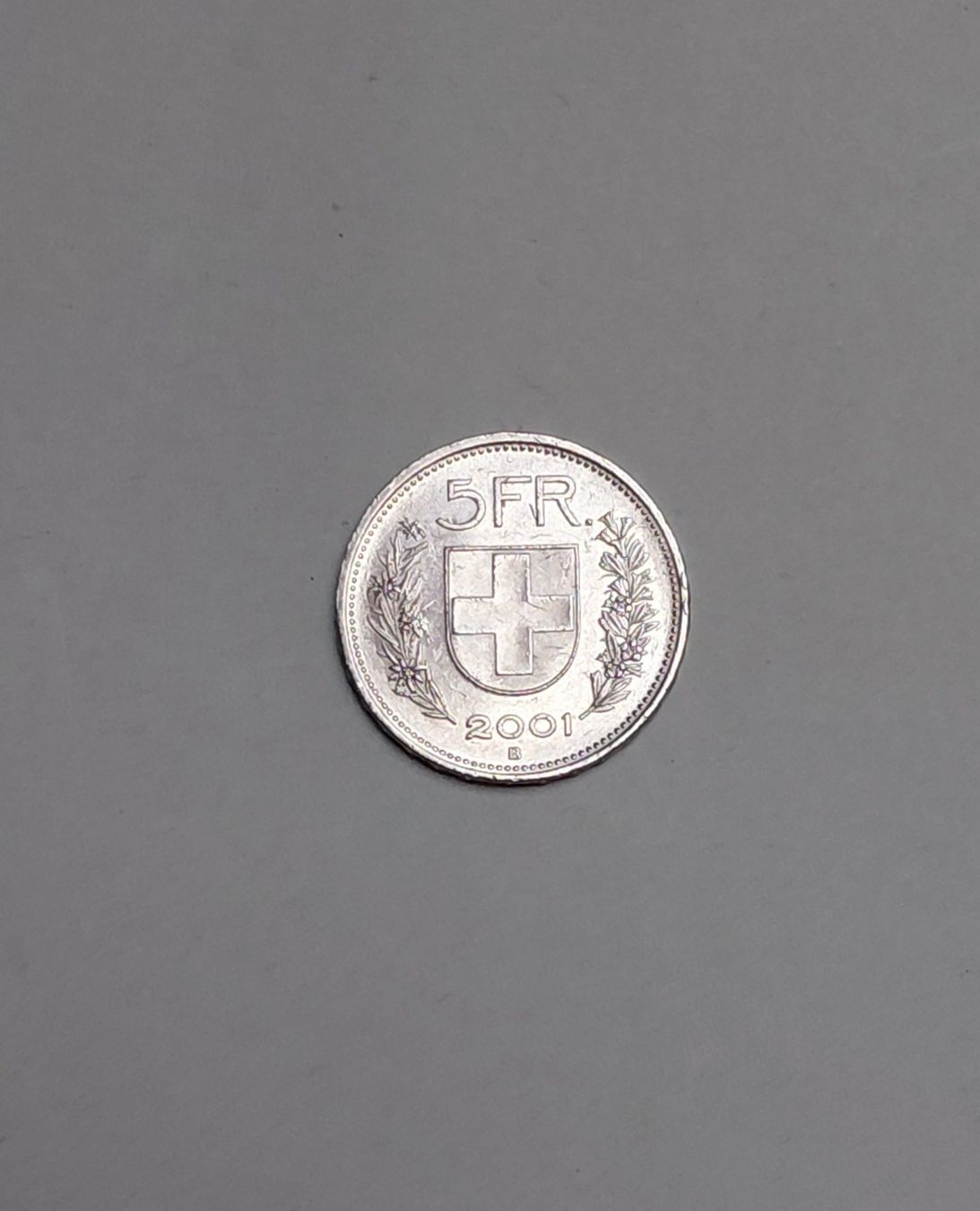 Alle Münzen: Suisse-5 Francs-2001 B-Jolie – Gebraucht aus Daillens von pet_y6gr 1