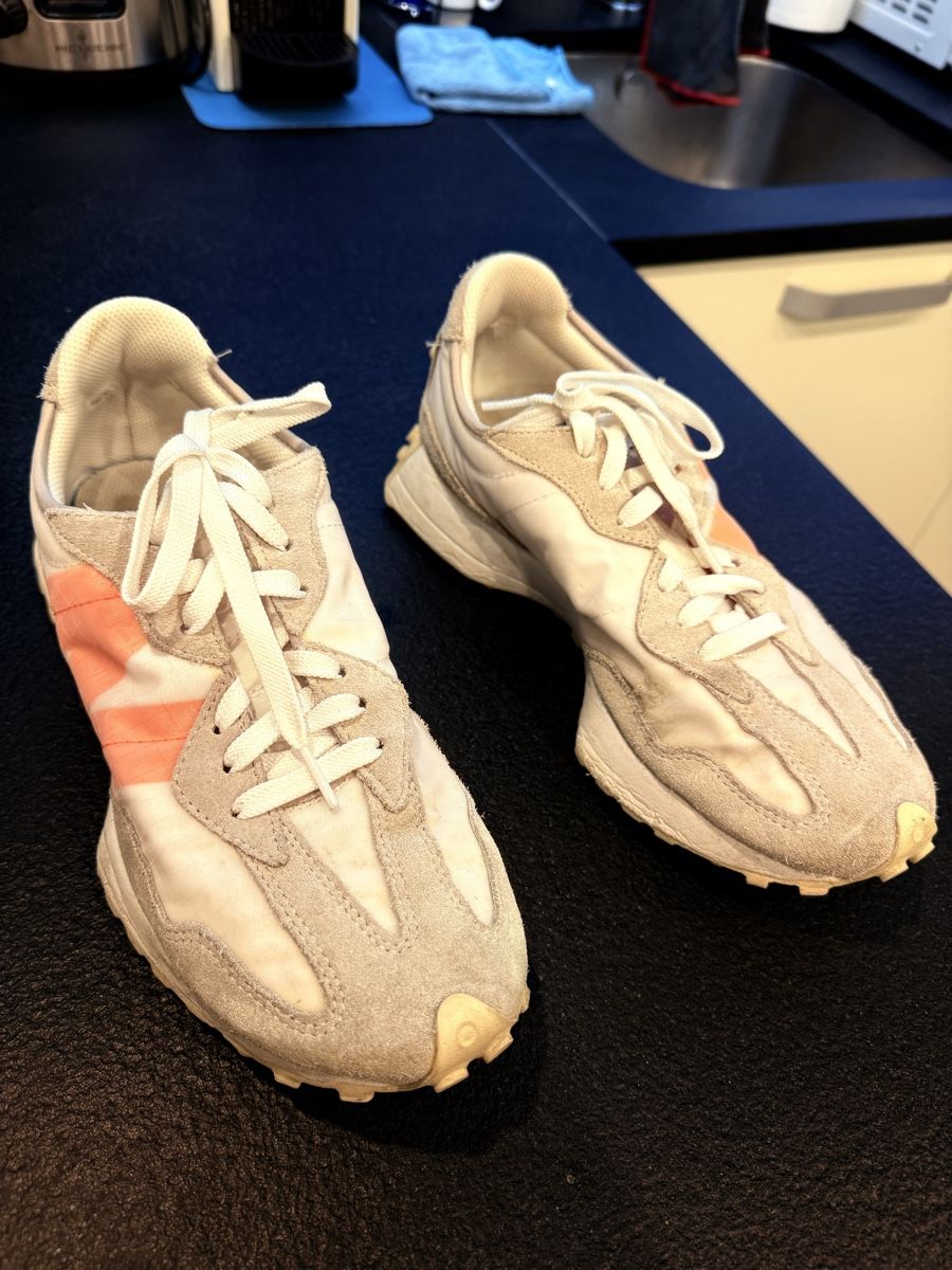 Scarpe da uomo: New balance 327  42.5 – Usato da Bulle venduto da HT8 1