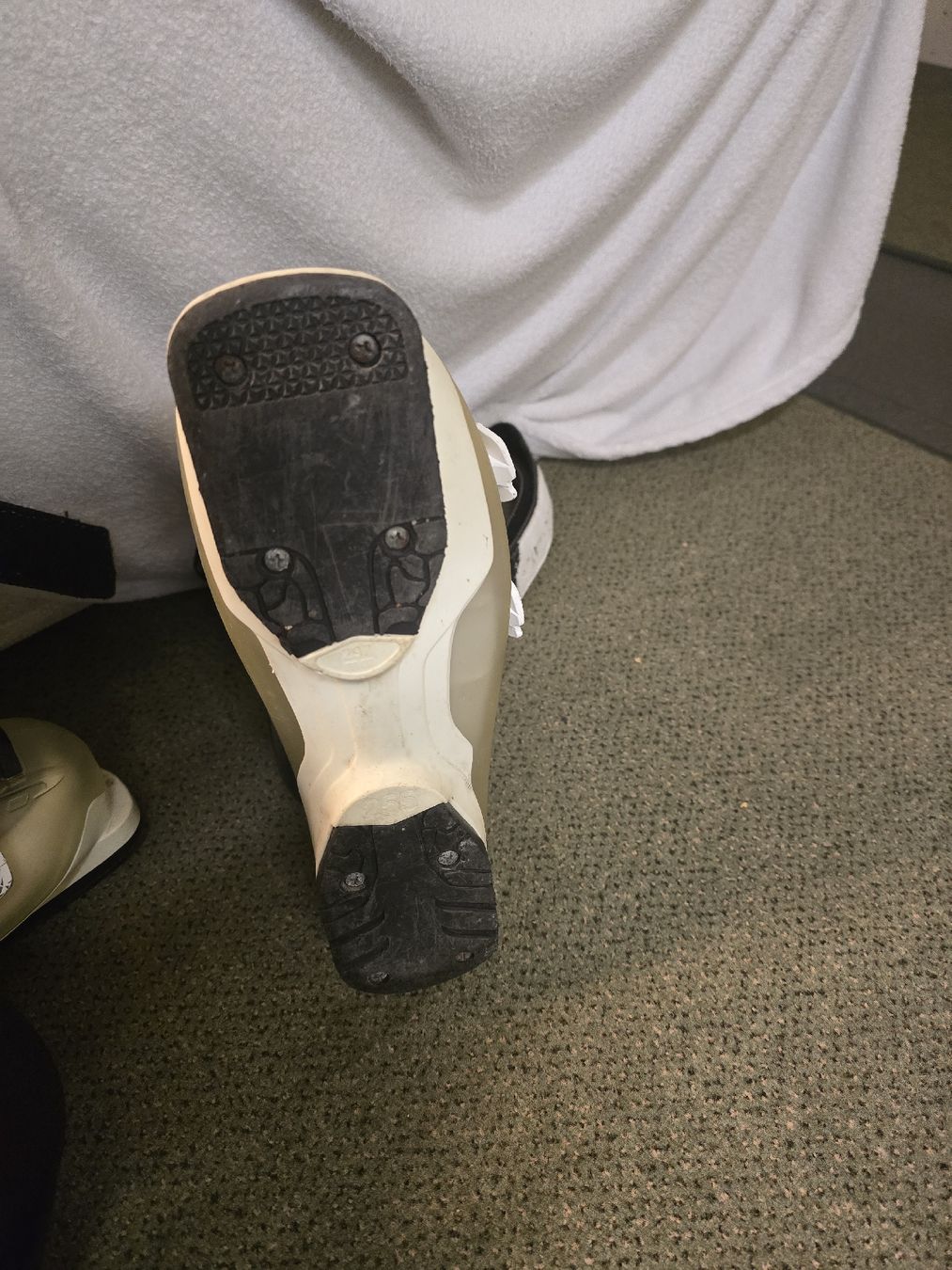 Scarpe da donna: Skischuhe Dalbello Mantis 75 gebraucht – Usato da Zürich venduto da Drago670 1