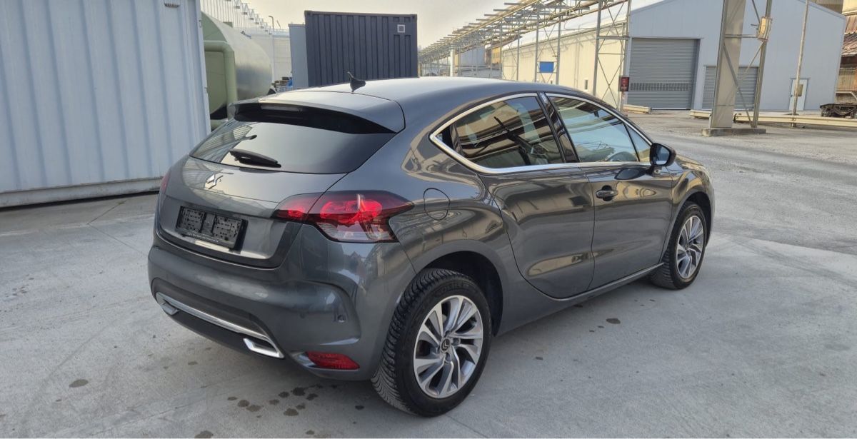 Citroën Automobili: CITROEN C4 DS4 1.6 HDI – Usato da Bülach venduto da _milziv 3