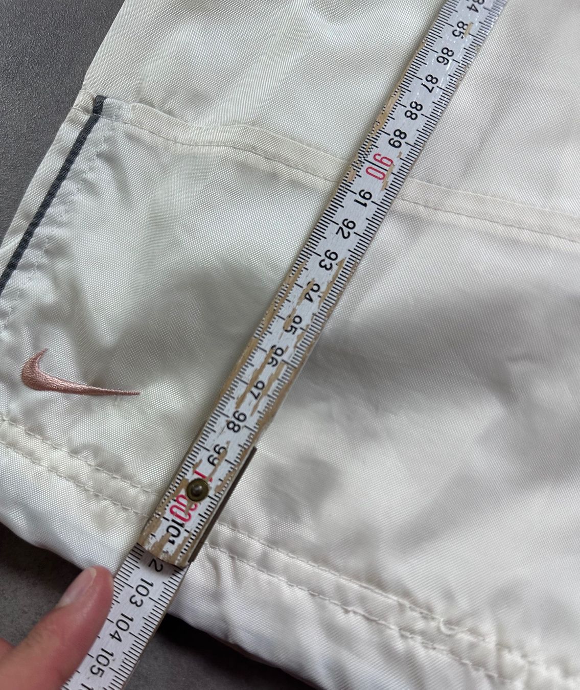 Hosen: Nike Trackpants Grösse M – Gebraucht aus Wolfhalden von GodzillaArchive 4