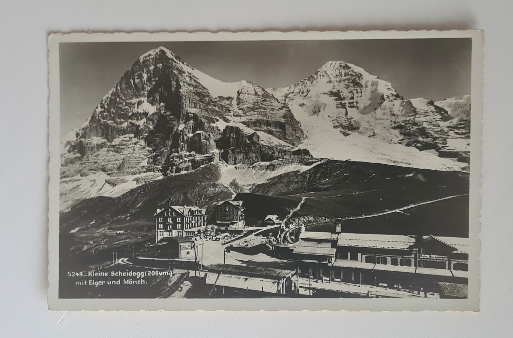 Cartoline postali: Kleine Scheidegg mit Eiger und Mönch 1936 – Usato da Ebikon venduto da Donar50