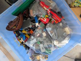 Grosse LEGO Kiste(n): Minecraft, Eisenbahn, City