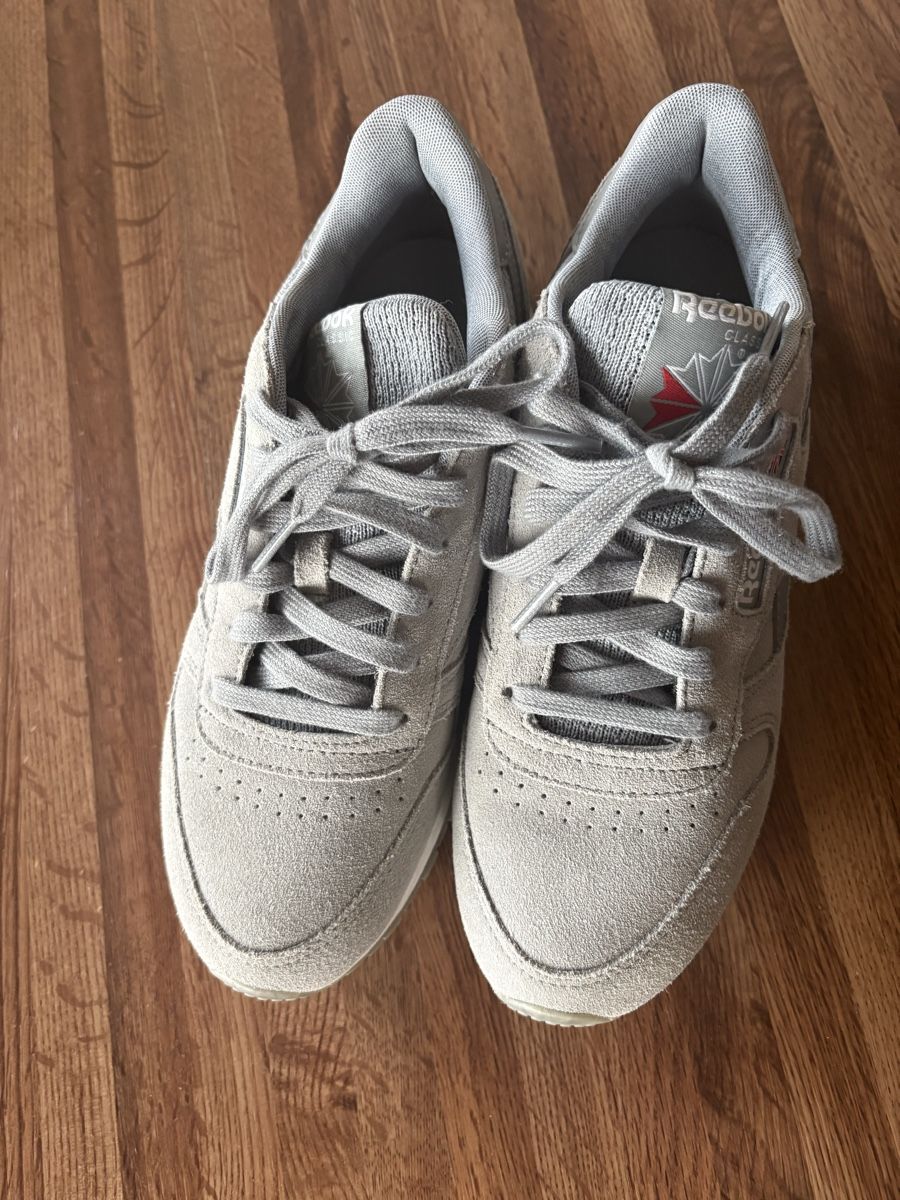 Reebok Scarpe da uomo: Reebok Classic, Graue Sneaker, Gr. 36.5 – Usato da Islikon venduto da jen_kr7q 1