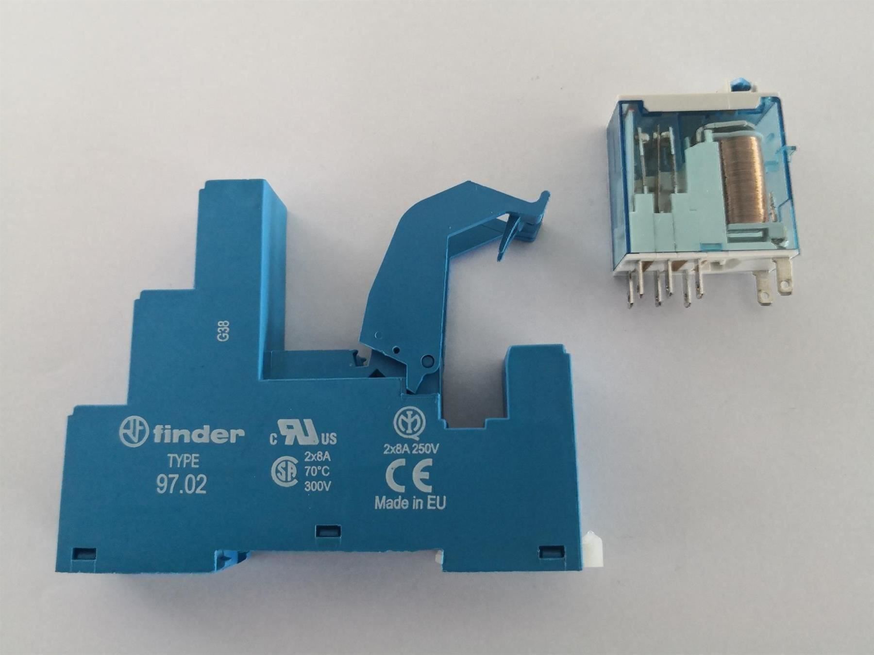 Componenti elettronici: Finder Steck-Relais 24VDC 8A inkl. Sockel – Nuovo (secondo la descrizione) da Igis venduto da Mfsi 1