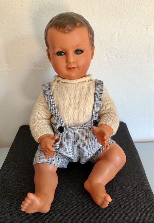 poupon petit colin 40 cm jambes torses yeux bruns