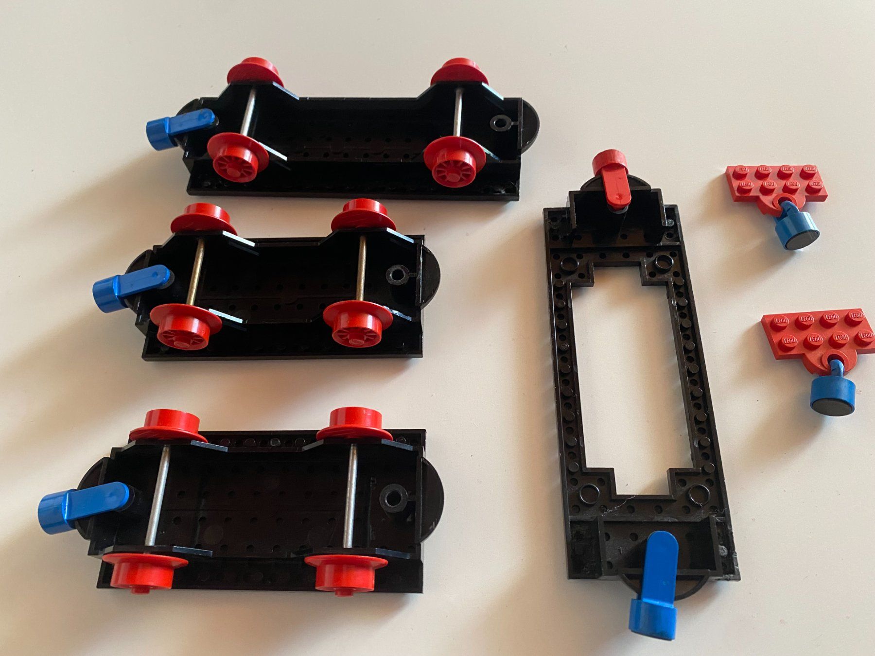 Lego Giocattoli: LEGO - VERSCHIEDENE - 4,5 VOLT - WAGONS - TEILE – Usato da Gelterkinden venduto da ajdt4 2
